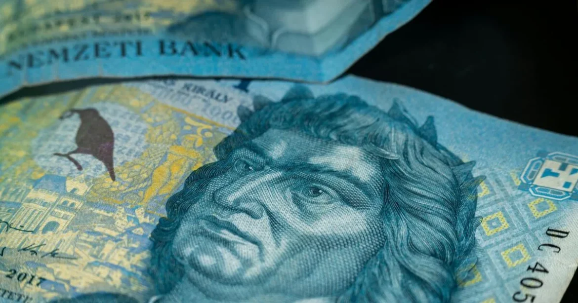 Alig mozdult a forint árfolyama kedd reggelre