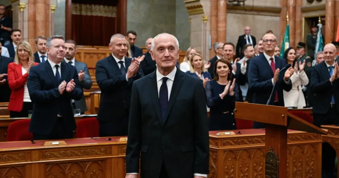 Az Országgyűlés elutasította Baka András legfőbbügyész-jelölését