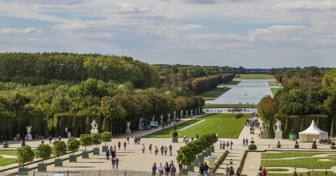 Sétálva Versailles-ban: a Napkirály és az illatok világa