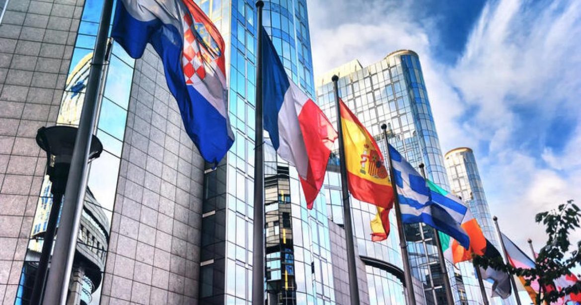 A Mol uniós jogszabálysértési ügye az Európai Unió Bírósága elé kerül